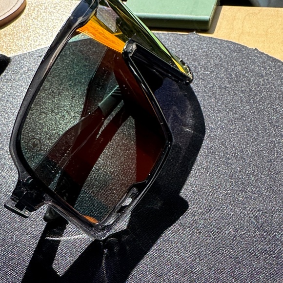 Knockaround Campeones Shield Sunglasses in Clear grey Frame mirror lens baseball - Picture 5 of 10